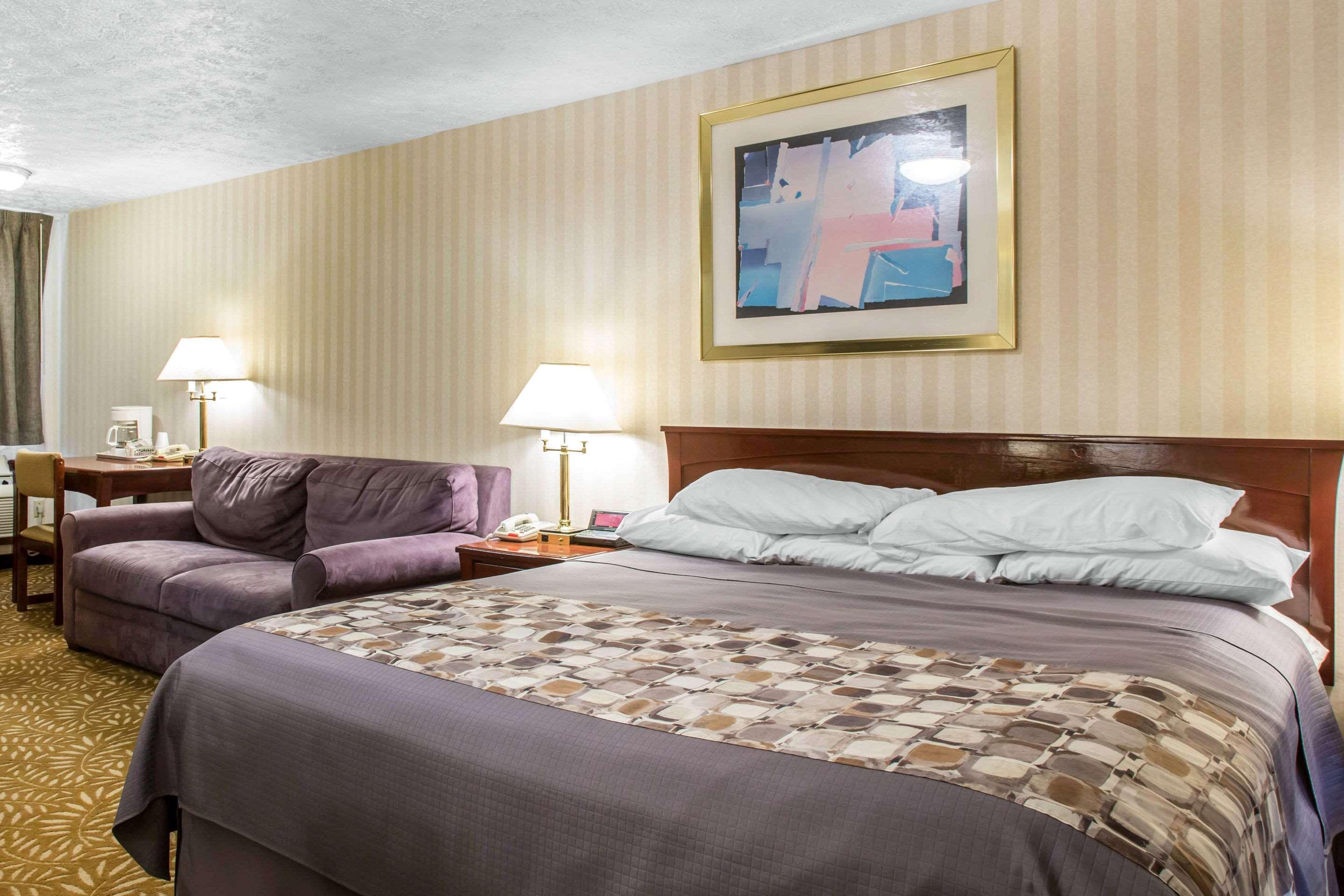 Rodeway Inn & Suites Branford - Guilford Eksteriør billede